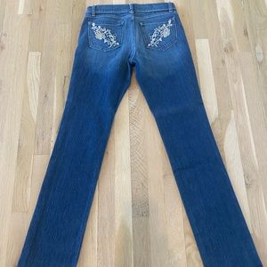 Gianni Bini embroidered jeans size 28